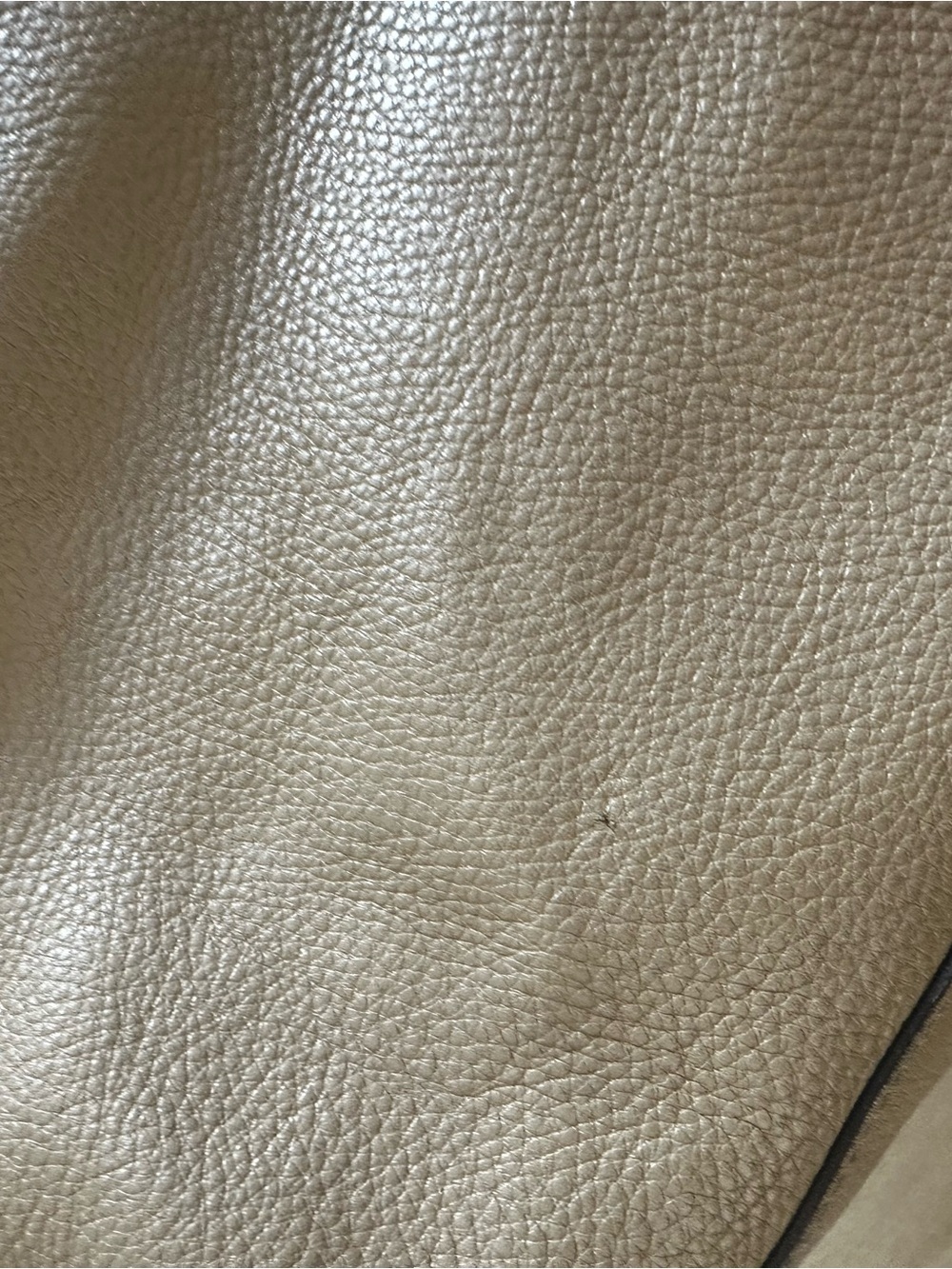 Gucci Tan Leather Shoulder Bag with Chain Straps and Tassel - Picture 12 of 13
